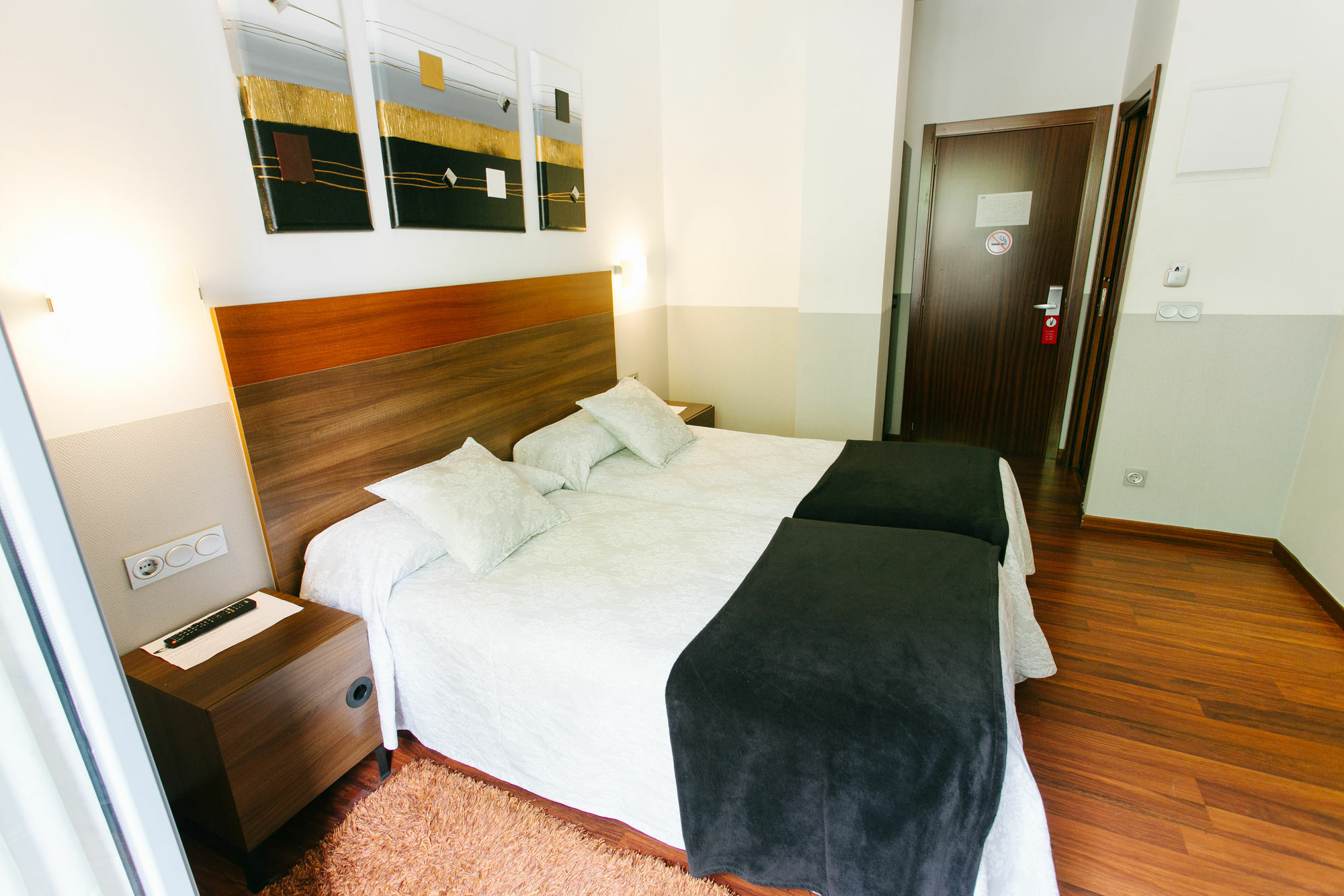 Hostal San Ignacio Centro サン・セバスティアン エクステリア 写真