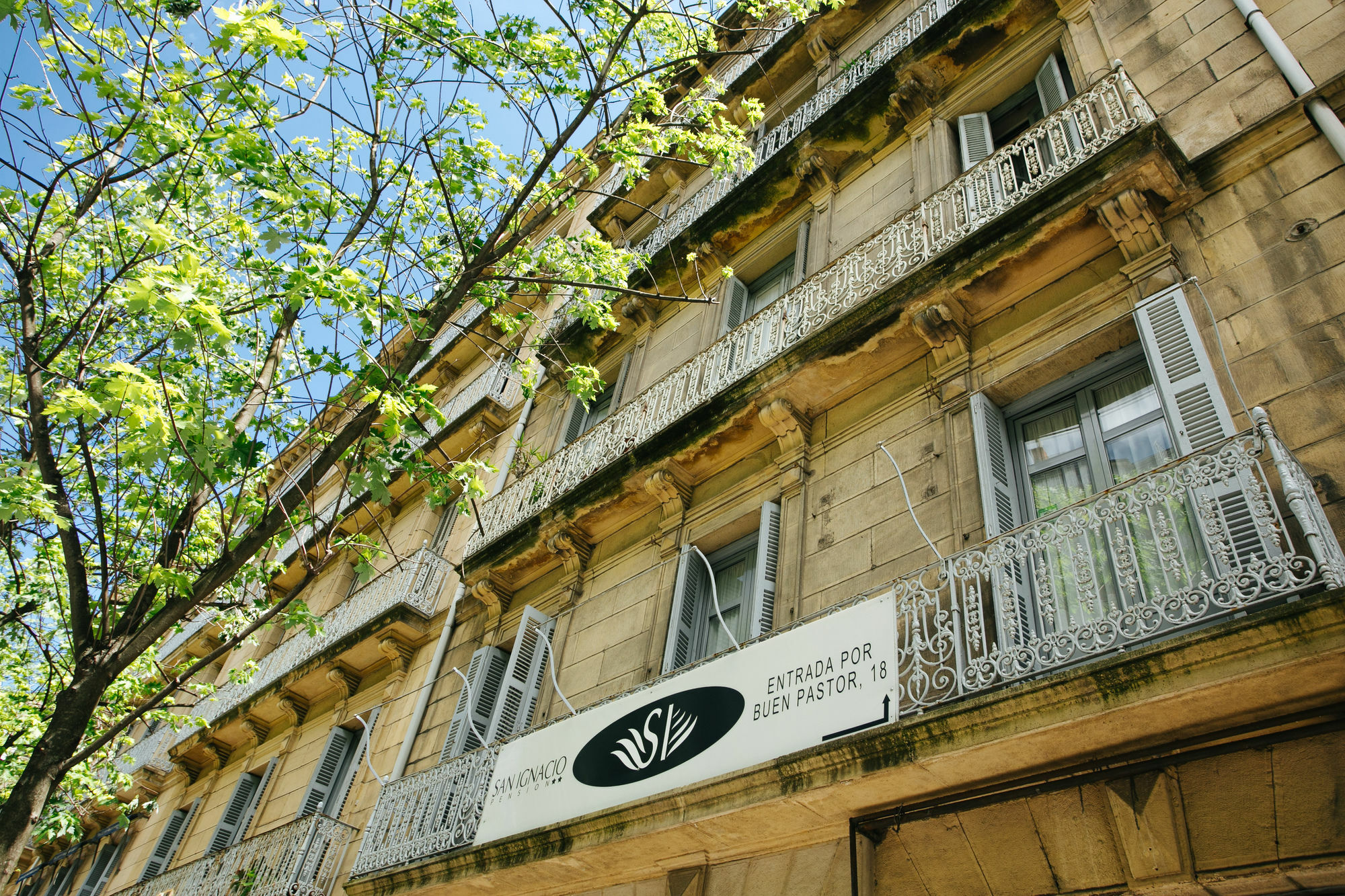 Hostal San Ignacio Centro サン・セバスティアン エクステリア 写真